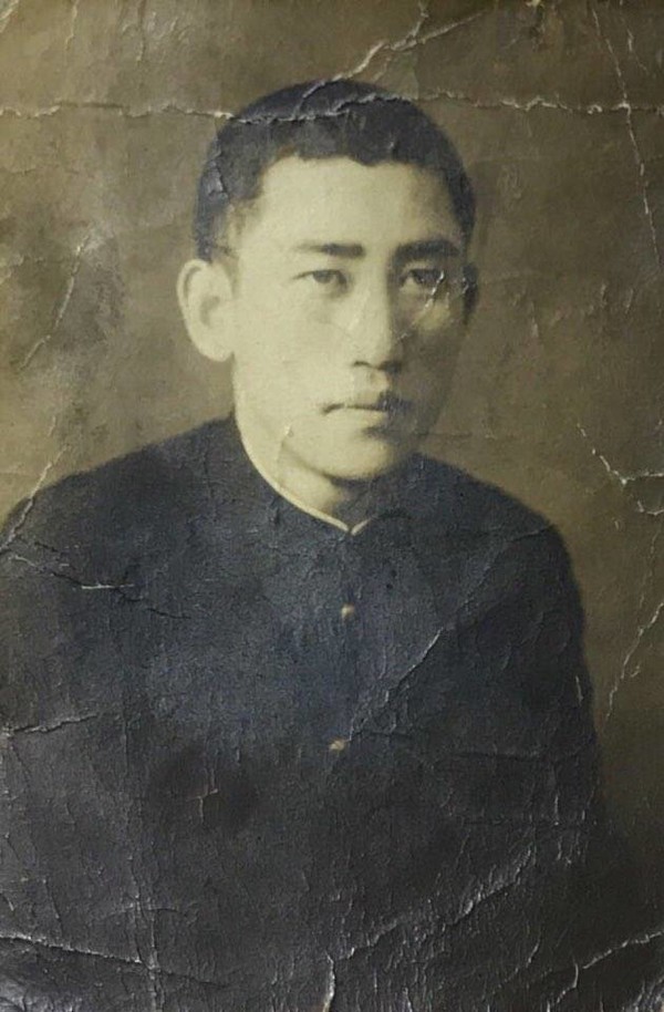 20대의 아버지 최봉우