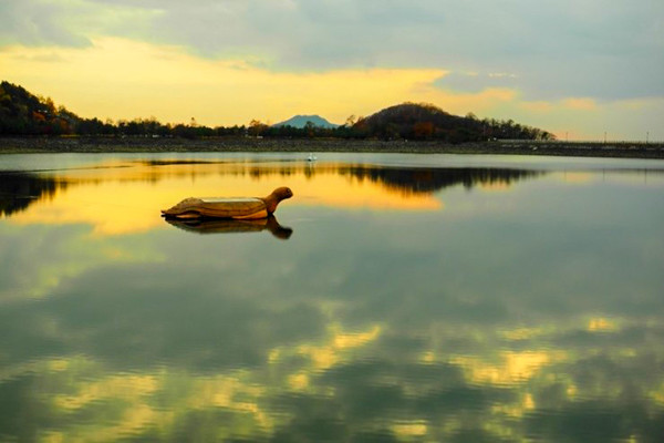 가평 호명산에 있는 인공호수 虎鳴湖       ( 2015.11.11 촬영)