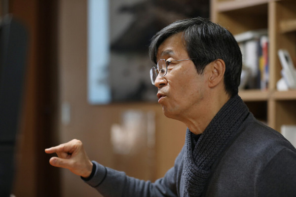 곽노현 교육감(출처 : 한겨레 장철규 선임기자) 그는 2010년 서울시 교육감으로 당선된  첫 번째 서울 진보교육감이다.