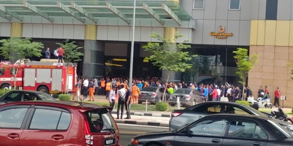 쿠알라룸푸르 시민들의 시위현장 @생명탈핵실크로드 순례단