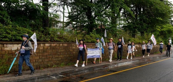 많은 시민이 참여한 울산 행진