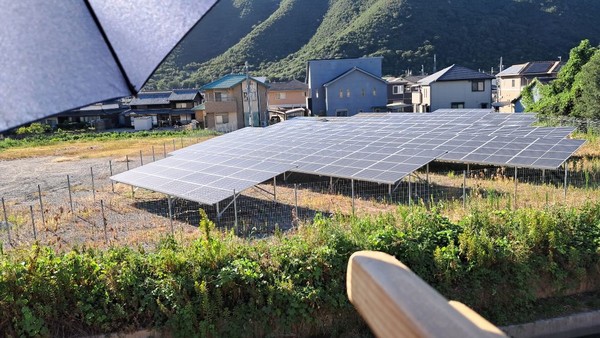 유휴농지에는 예외가 없다. 일본의 재생가능에너지 비중은 2023년 18.6 %에 달한다고 한다. 한국은 명목상으로는 7.5%이지만 유의미한 수치로 따지면 5%미만이다. 