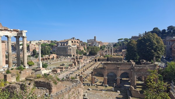 고대 로마의 유적지( 필자 사진)