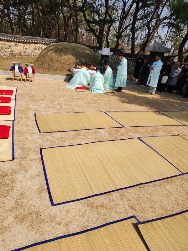 헌례(출처 : 정우열)