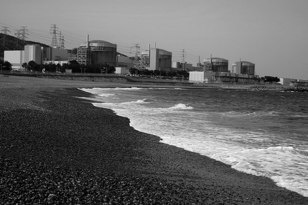 월성 핵발전소 4호기의 사용후 핵연료 저장수조의 열교환기에서 누설이 생겨 고준위 핵 오염수 2.3톤이 아무런 여과 없이 배수구를 통해 바다로 흘러간 일이 발생했다. (출처 : 장영식 사진작가)