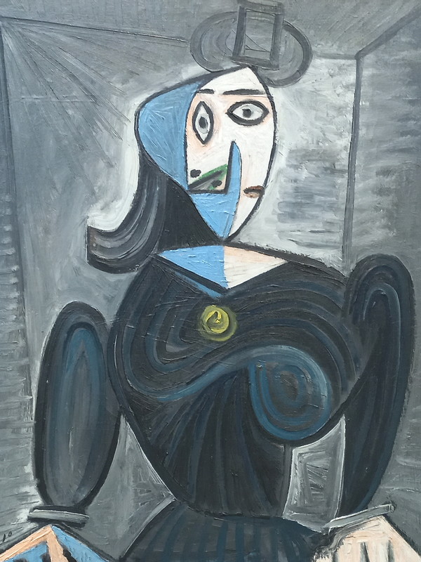 ▲  'Bust of a Woman (Dora Maar), 1941년 작,  캔버스에 유채(81.28 × 64.77 cm)