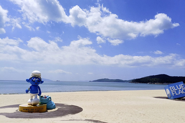 완도 옆 신지도 명사십리 해수욕장( 사진 : 최성수 필진 )