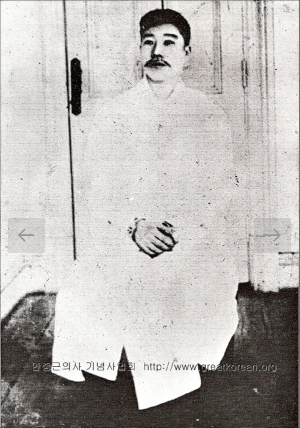 순국직전의 안중근 의사. 안중근의사기념사업회 자료실.