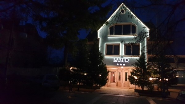 불가리아에서 며칠동안 머물렀던 작은 호텔.