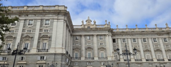 마드리드 엘 에스코리알 궁전 : 스페인 최고 번성기 시대 펠리페 2세가 수도를 마드리드로 옮긴 후 건축한 궁전/사진 : 김영수