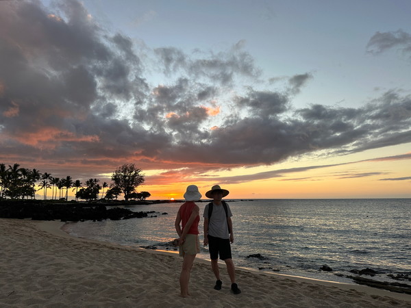 ▲ 둘째 날 쿠키오 해변의 노을 