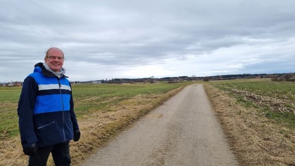 오늘 일부구간을 함께 걷기 위해 마중 나온, 이 지역에 거주하는 Matthias Ruh 님이다.