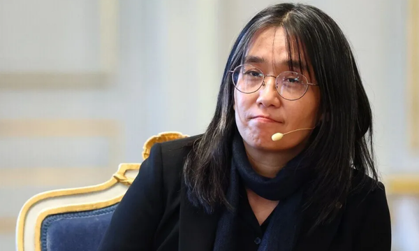 2024년 노벨문학상 수상자인 한강 작가가 12월 6일(현지시각) 스웨덴 스톡홀름 노벨상박물관에서 기자회견을 하고 있다. 스톡홀름/연합뉴스(사진 출처 :한겨레신문)