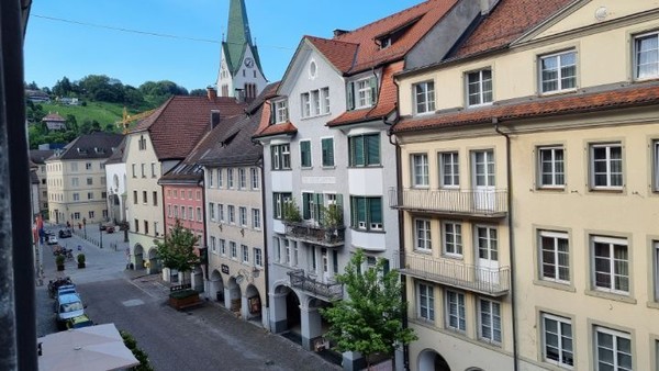 마을 숙소에서 내려다 본 거리