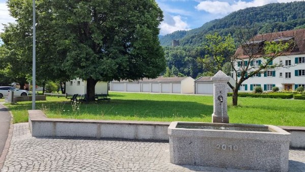 작은 마을에도 공공수도가 있다.