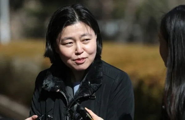 임은정 부장검사가 2023년 3월2일 오후 정부과천청사 내 법무부에서 열리는 검사적격심사위원회에 출석하며 기자들의 질문에 답하고 있다. 강창광 선임기자 chang@hani.co.kr