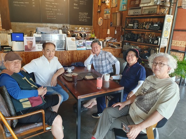 사진 박진영 / 전남 나주 금성관 앞 예가체프에서