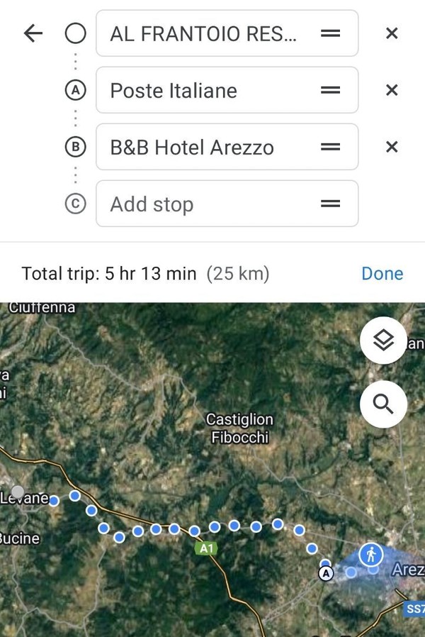 어느 날은 Arezzo라는 10만 도시 입구까지 25km 코스.
