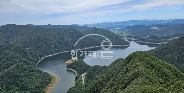   완주 동상저수지(필자촬영)