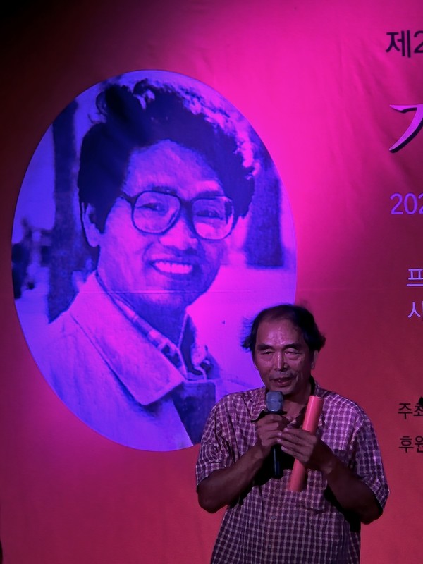 김남주 시인의 동생인 김덕종 선생님.